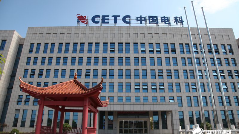解码电子元器件：型号解析与选型逻辑**